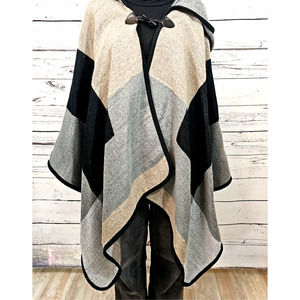 #011 Women's Lane Bryant Hi-Low Front Knot Poncho | One Size Fits All